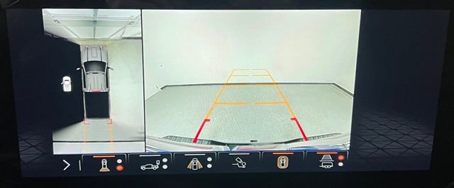 Used 2025 GMC Sierra 3500 AT4 w/ AT4 Premium Plus Package image 32