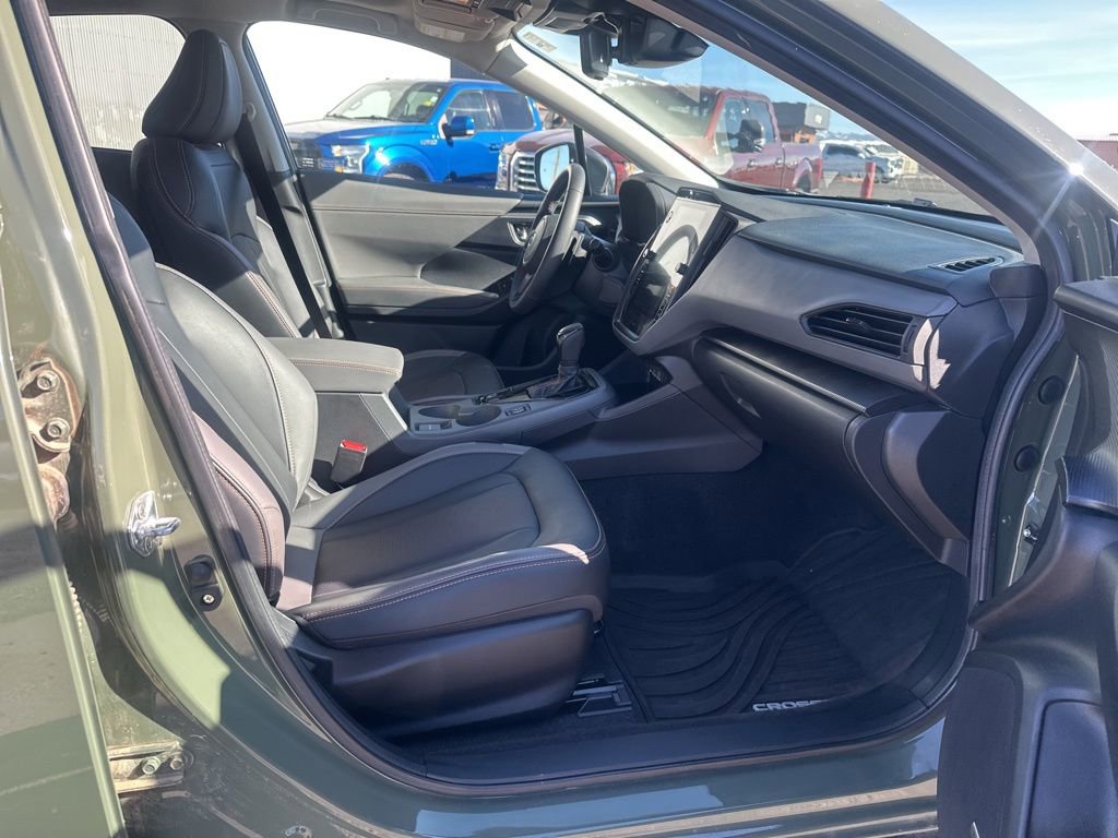 Certified 2025 Subaru Crosstrek 2.5i Limited w/ Popular Package #4A image 11