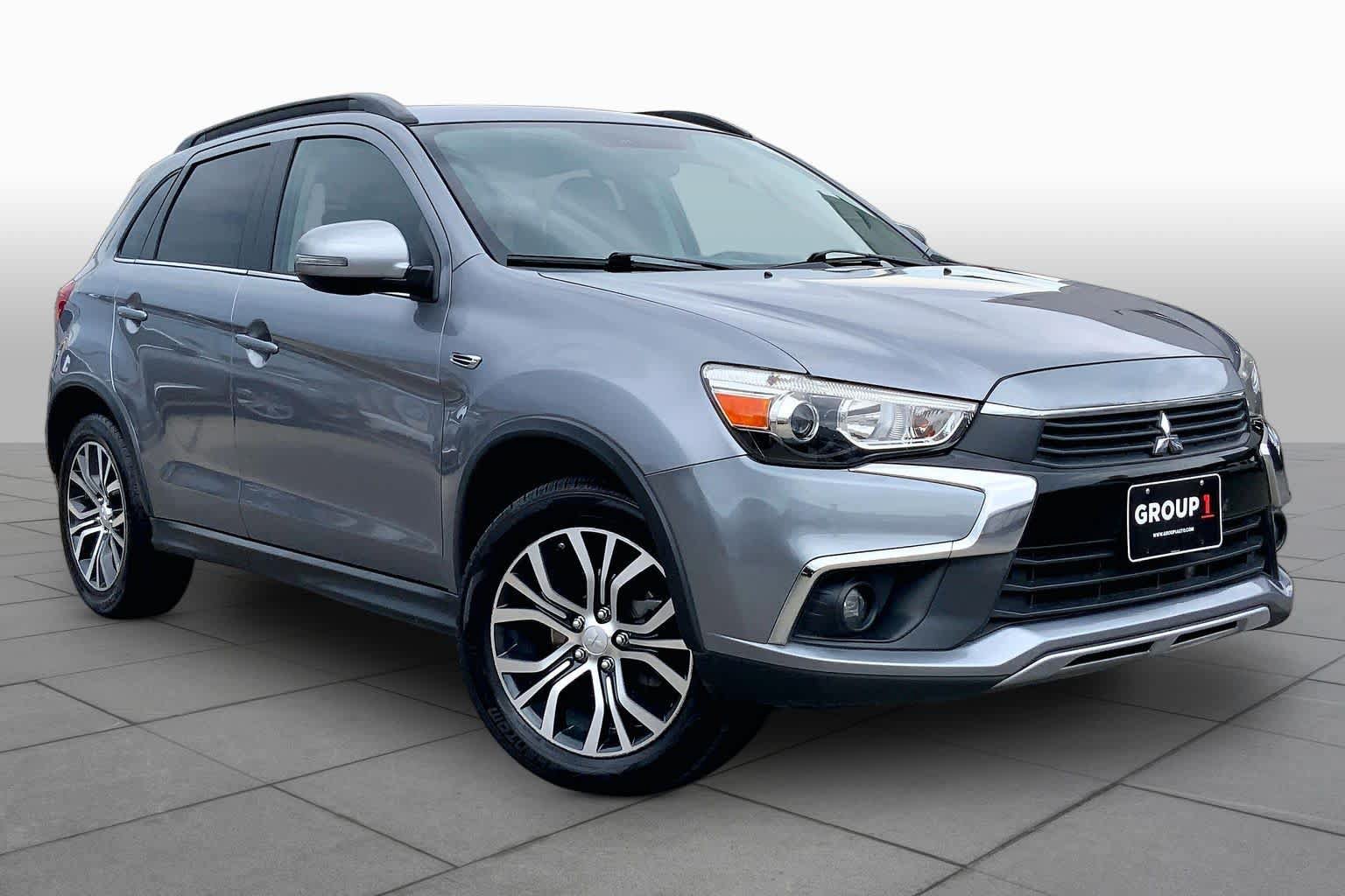 Used 2017 Mitsubishi Outlander Sport SEL FWD image 3