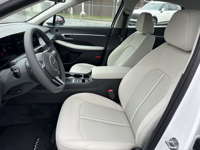 New 2026 Hyundai Sonata SE FWD image 19