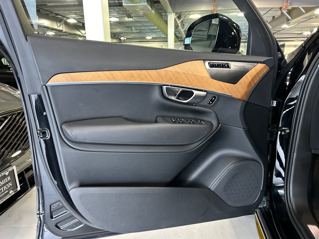Certified 2023 Volvo XC90 B6 Plus w/ Protection Package Premier image 9