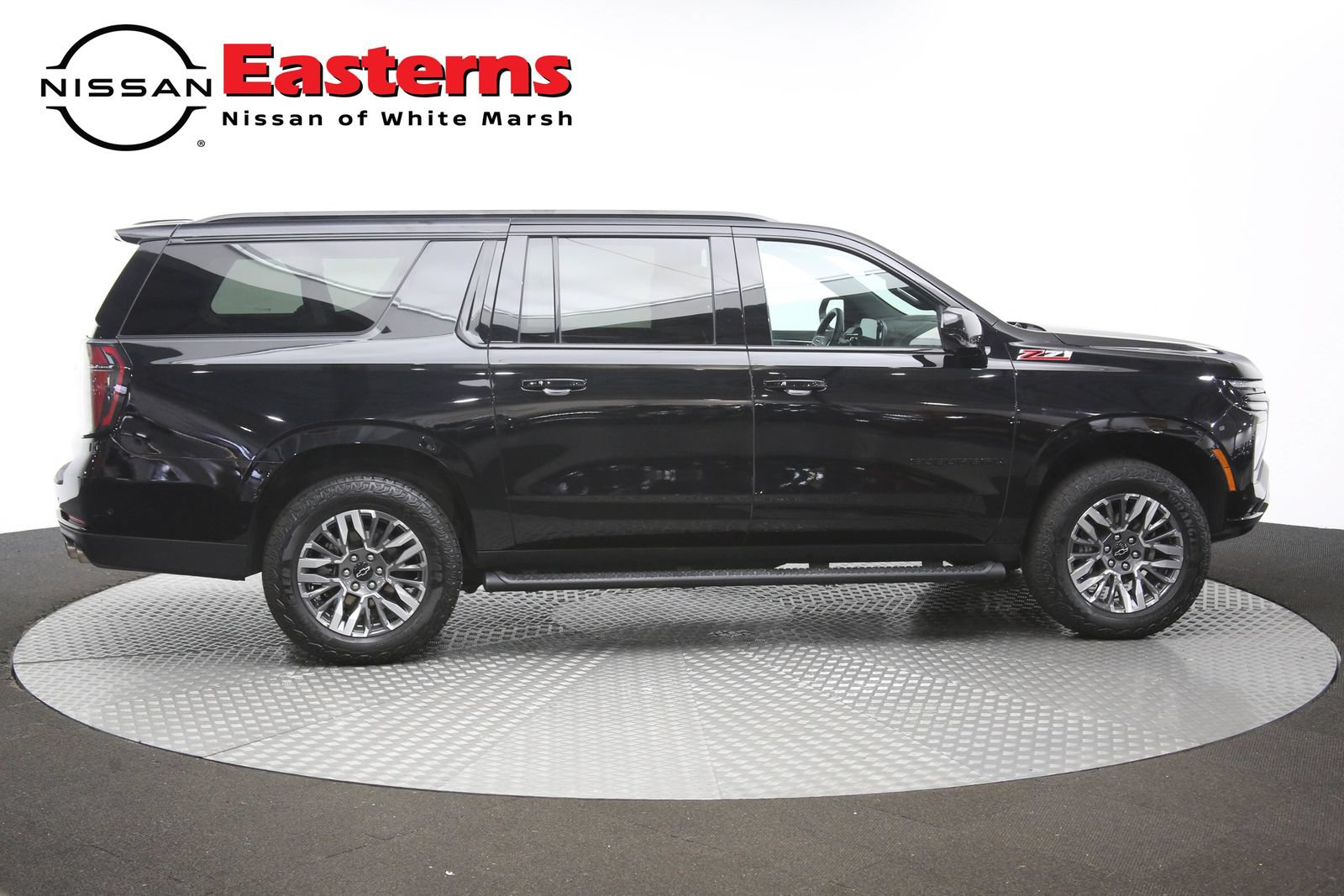 Used 2025 Chevrolet Suburban Z71 AWD/4WD image 47