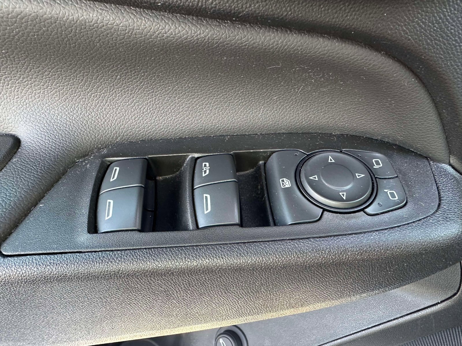 Certified 2023 Chevrolet Equinox LT image 16