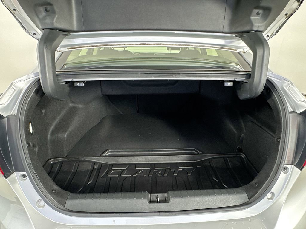 Used 2020 Honda Clarity Touring image 32