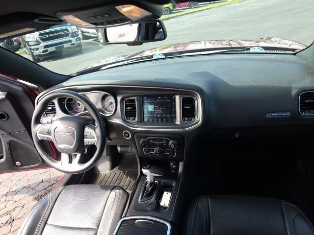 Used 2017 Dodge Charger SXT w/ AWD Plus Group image 43