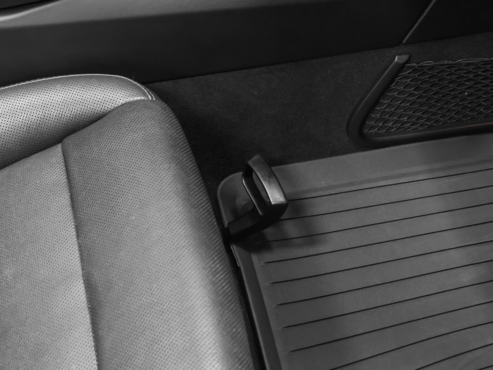 Used 2013 Porsche Boxster S RWD image 26