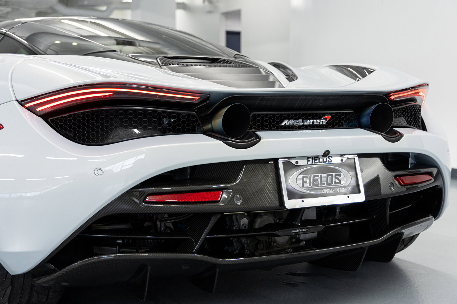 Used 2018 McLaren 720S image 27