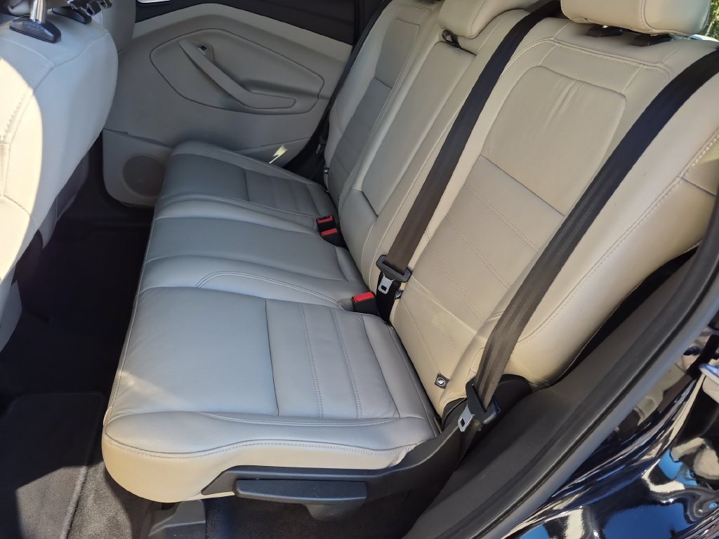 Certified 2019 Ford Escape Titanium AWD/4WD image 35