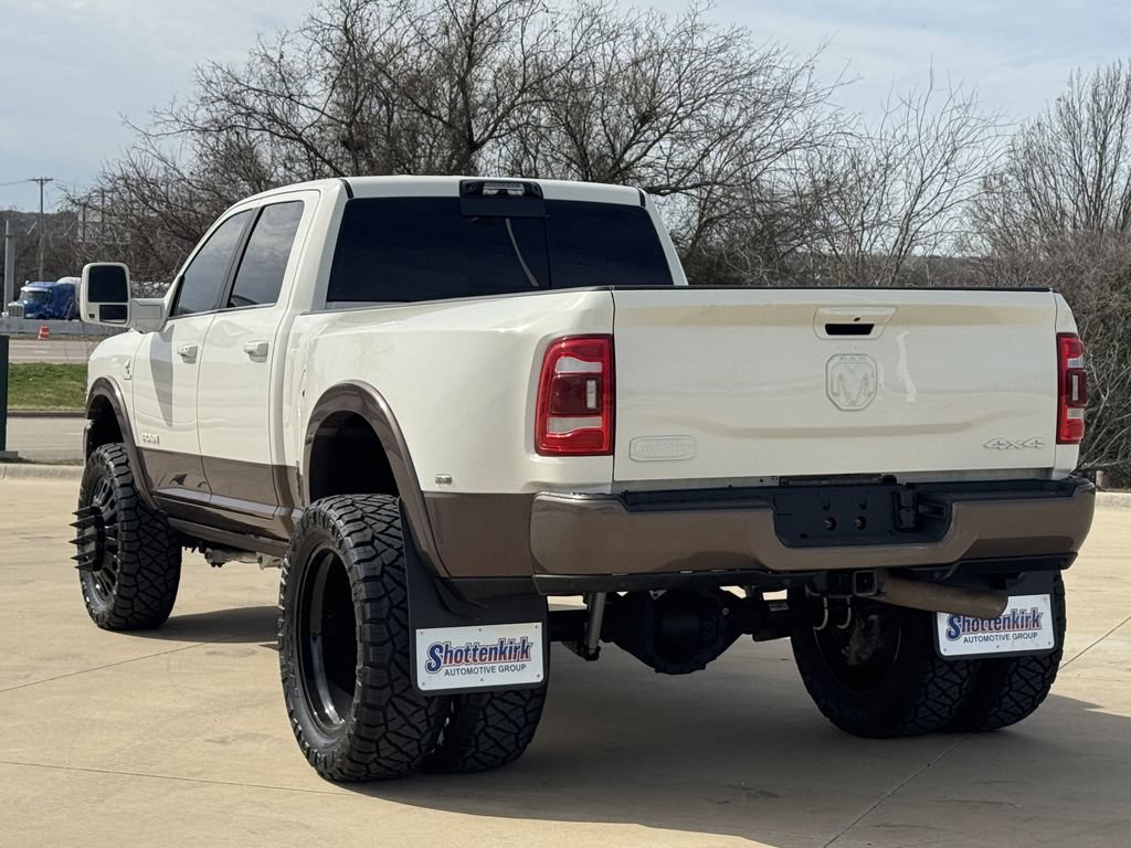 Used 2024 RAM 3500 Limited w/ Towing Technology Group AWD/4WD image 4