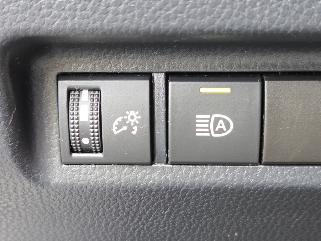 Used 2023 Toyota RAV4 Adventure AWD/4WD image 12
