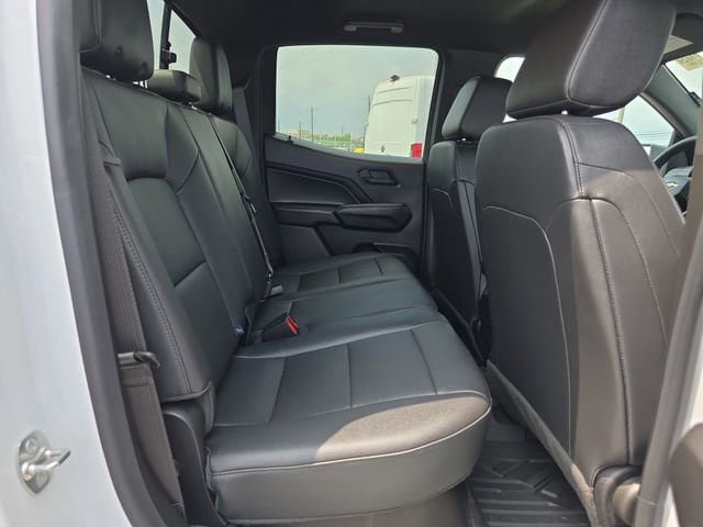Used 2024 Chevrolet Colorado W/T w/ Advanced Trailering Package RWD image 14