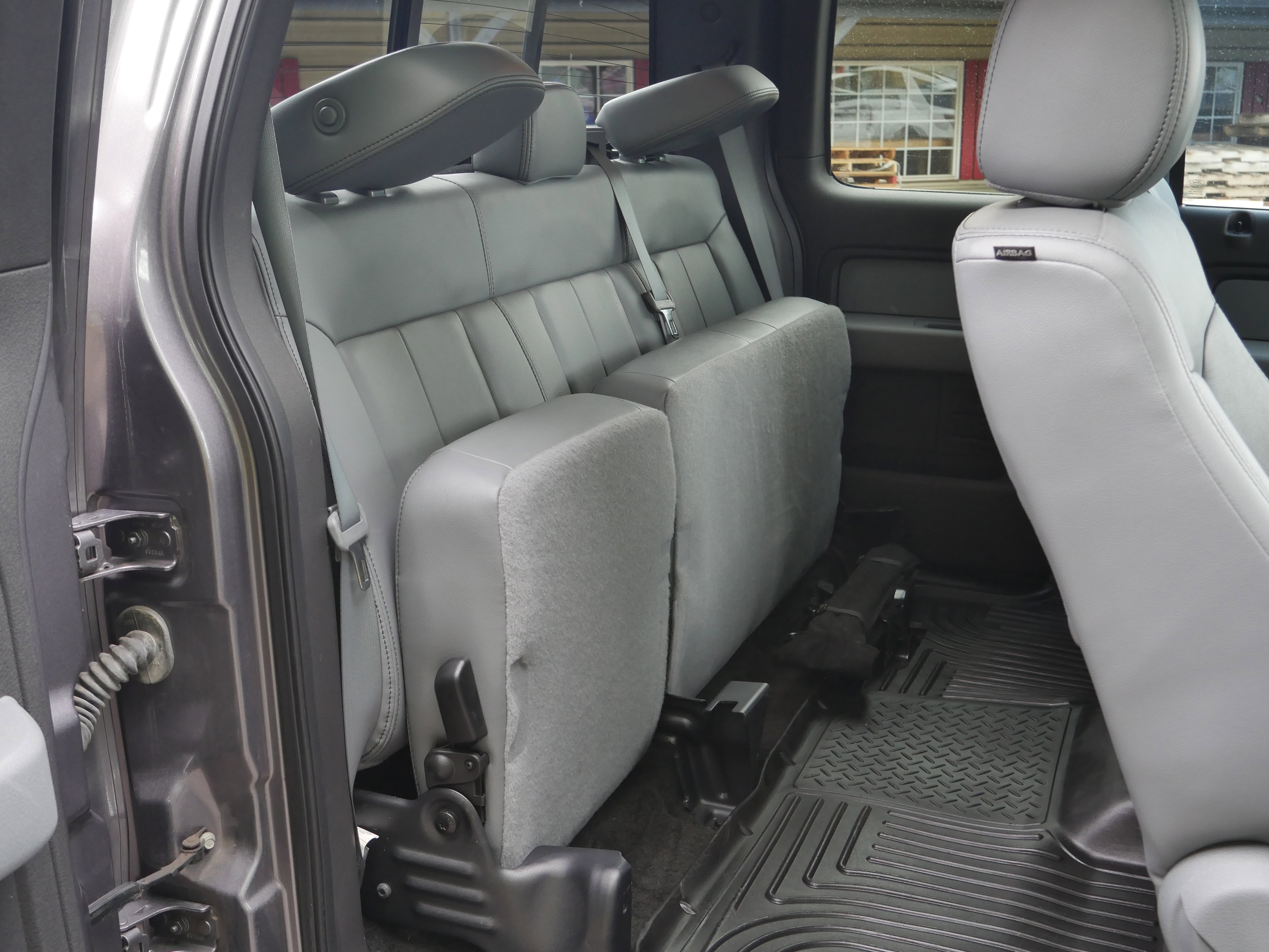 Used 2014 Ford F150 XLT w/ Equipment Group 302A Luxury AWD/4WD image 28
