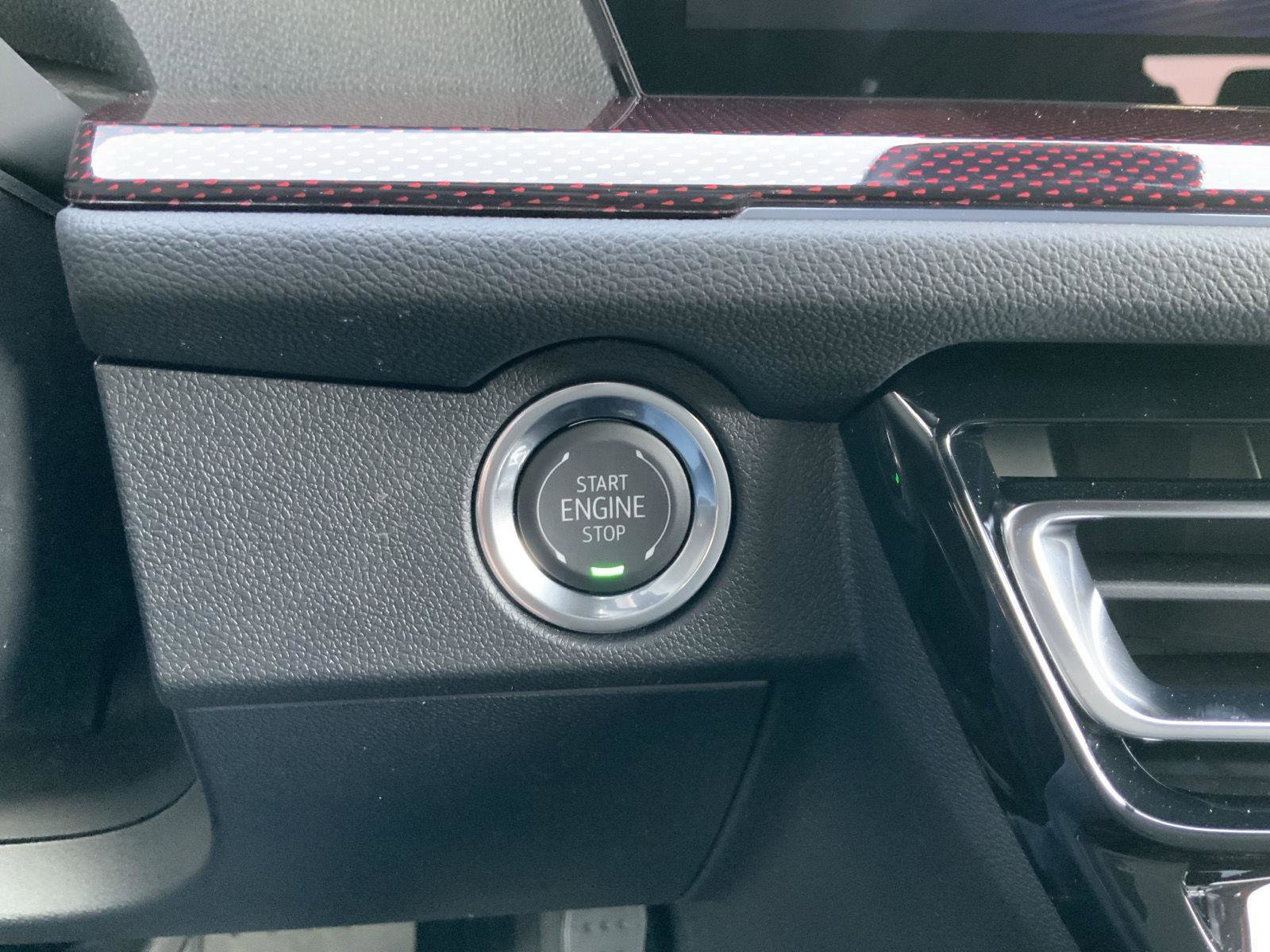 New 2026 Chevrolet Traverse RS w/ LPO, Floor Liner Package image 40