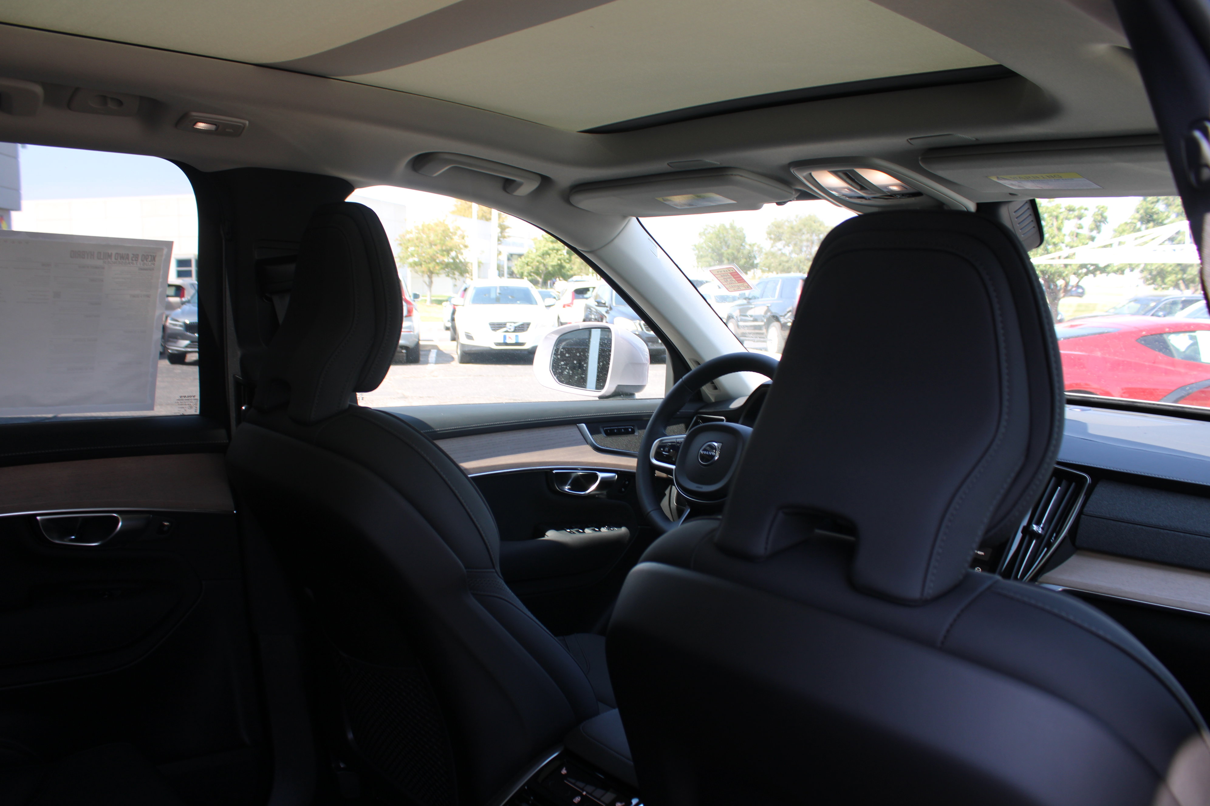 New 2026 Volvo XC90 B5 Plus w/ Protection Package AWD/4WD image 38