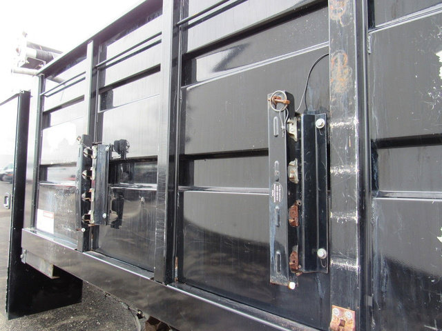 Used 2018 Ford F550 2WD Crew Cab Super Duty image 32