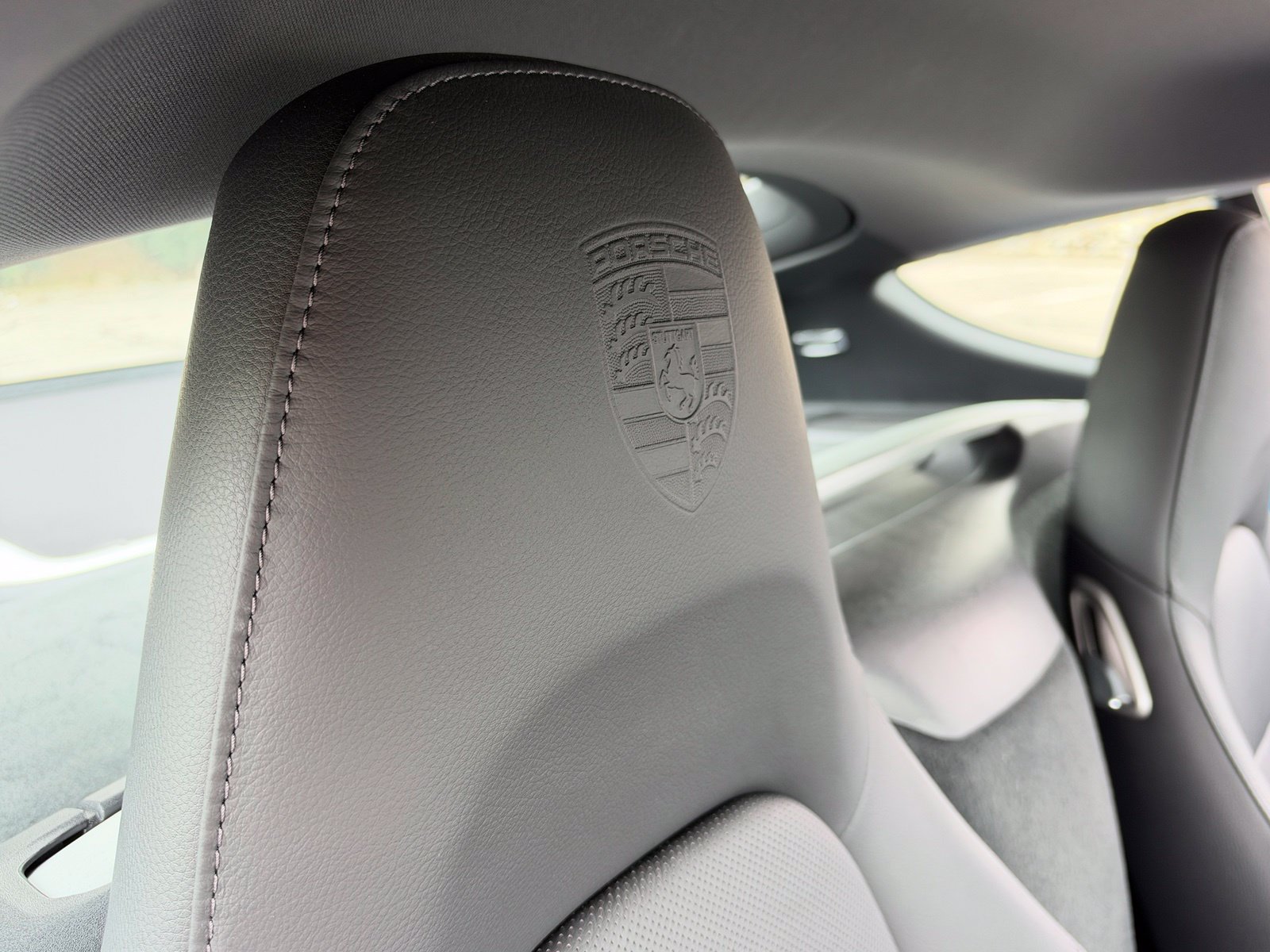 Certified 2025 Porsche 718 Cayman RWD image 36