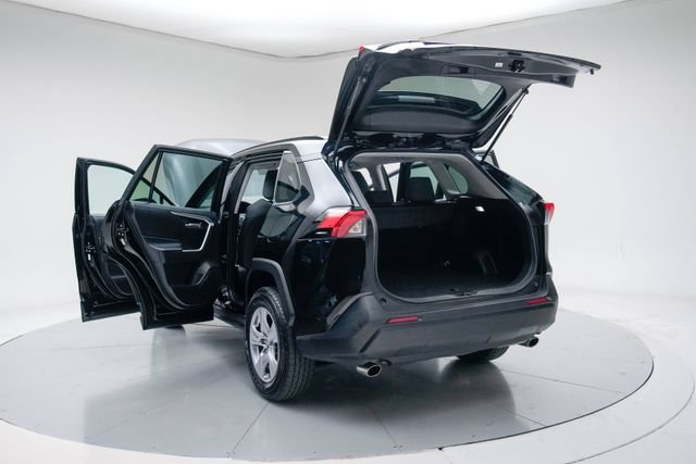 Used 2025 Toyota RAV4 XLE AWD/4WD image 20