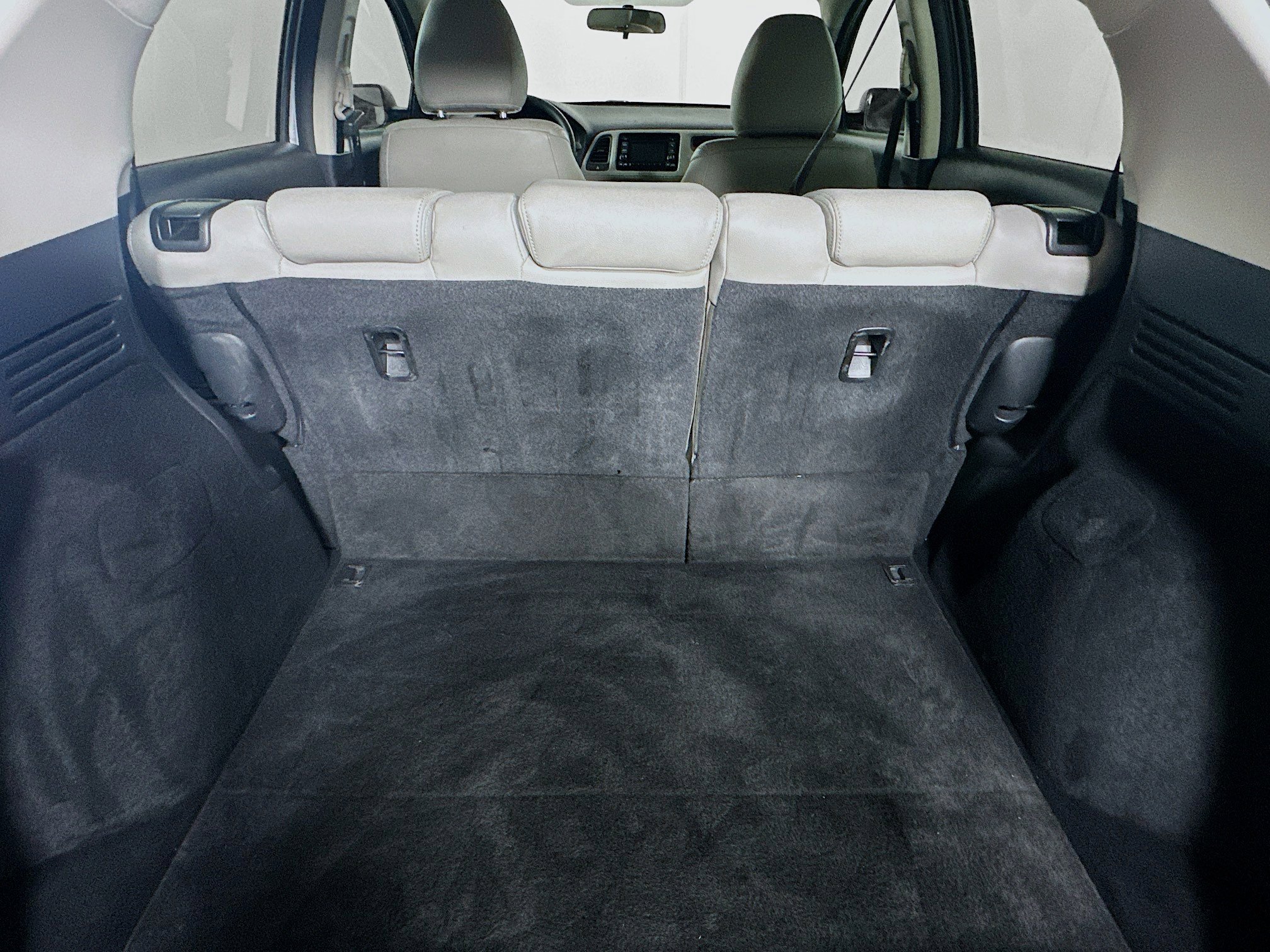 Used 2019 Honda HR-V LX image 27