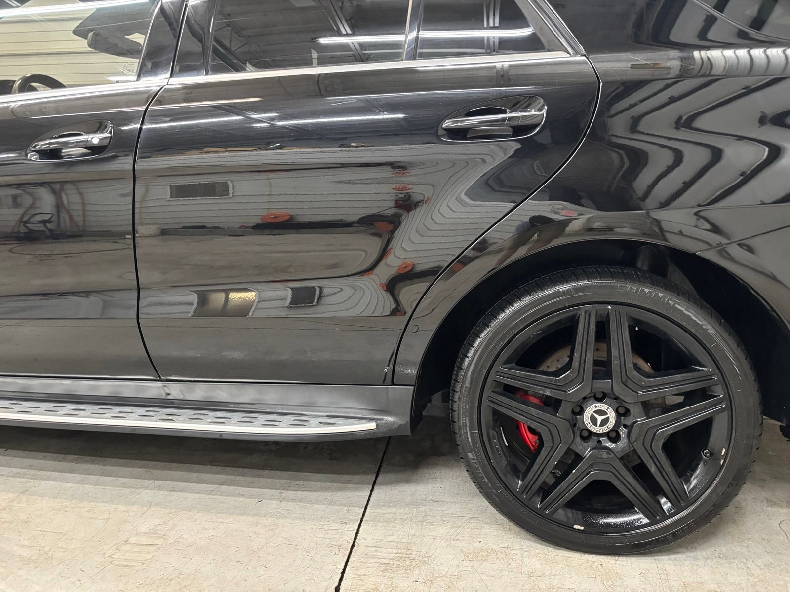 Used 2015 Mercedes-Benz ML 63 AMG 4MATIC image 8