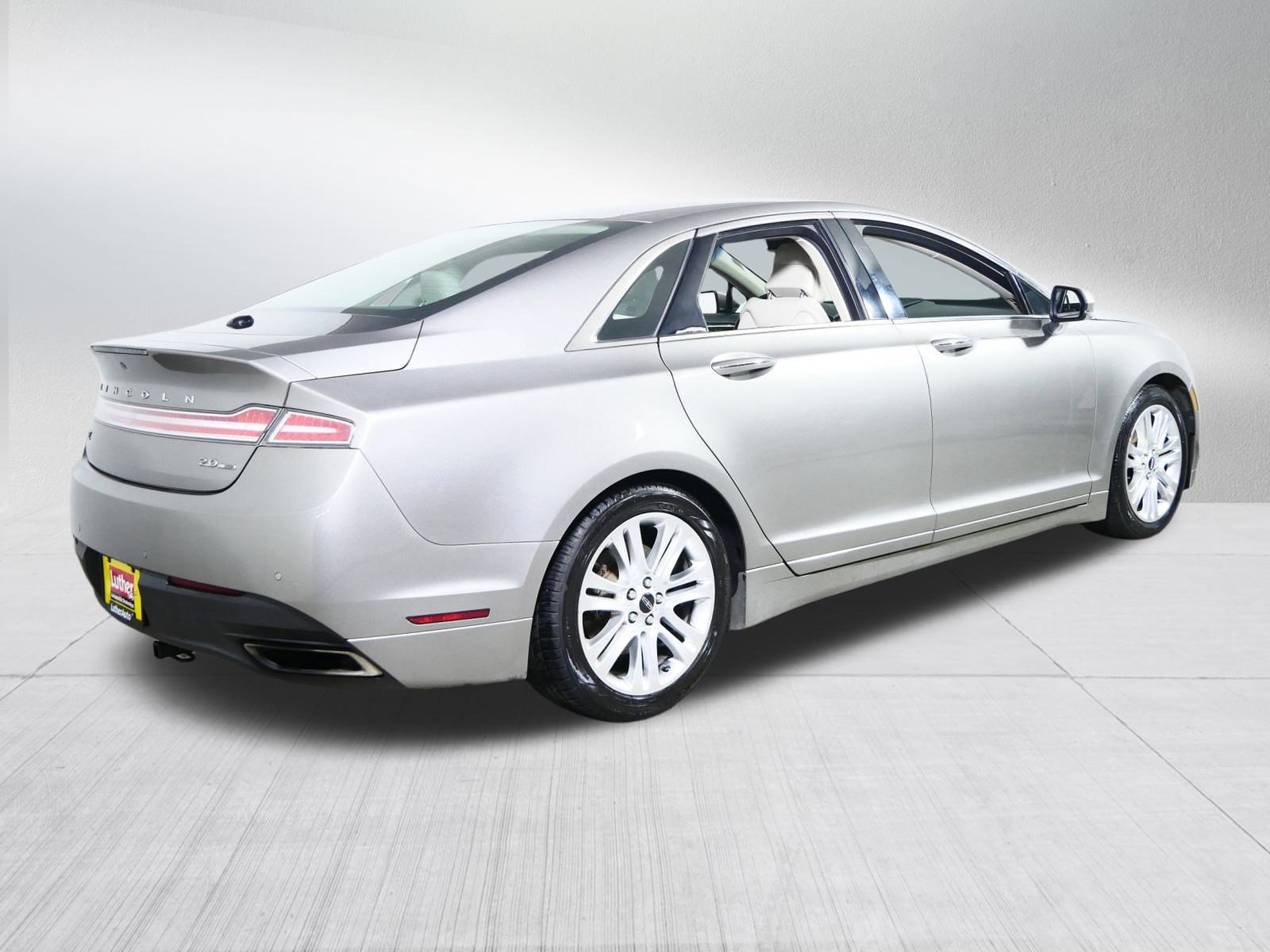 Used 2016 Lincoln MKZ w/ Equipment Group 300A Reserve image 7