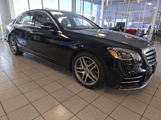 Used 2020 Mercedes-Benz S 560 4MATIC Sedan image 2