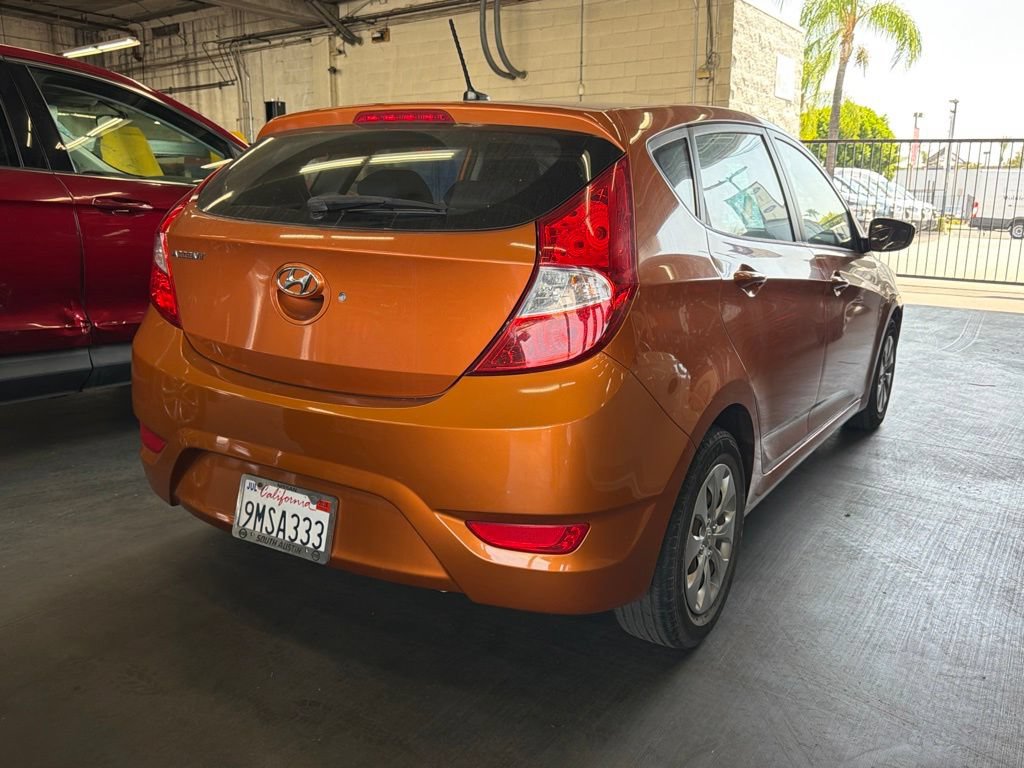 Used 2016 Hyundai Accent SE FWD image 5