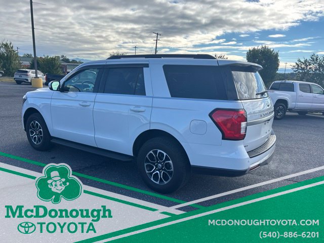 Used 2024 Ford Expedition XLT AWD/4WD image 2