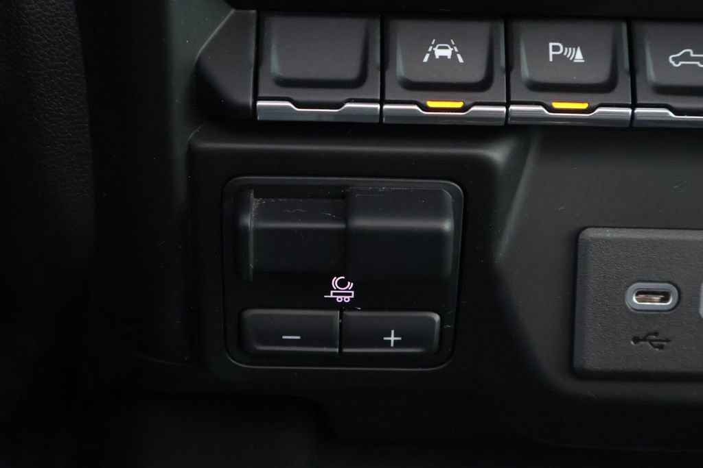 Used 2022 GMC Sierra 1500 AT4 w/ AT4 Premium Package image 28