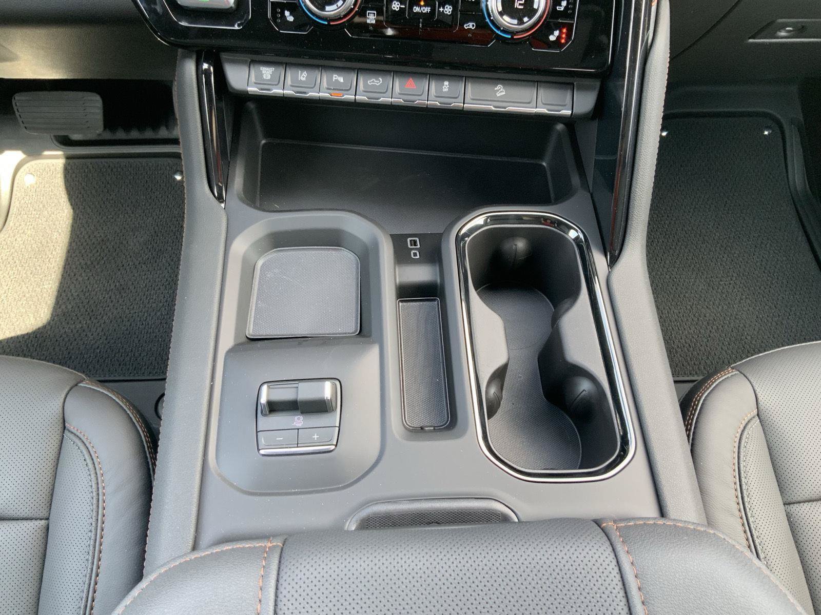 New 2026 GMC Sierra 3500 AT4 w/ AT4 Premium Plus Package AWD/4WD image 51