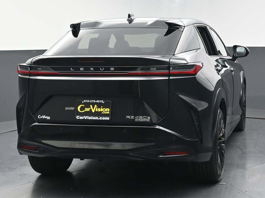 Used 2023 Lexus RZ 450e Premium w/ Accessory Package (2T) image 4