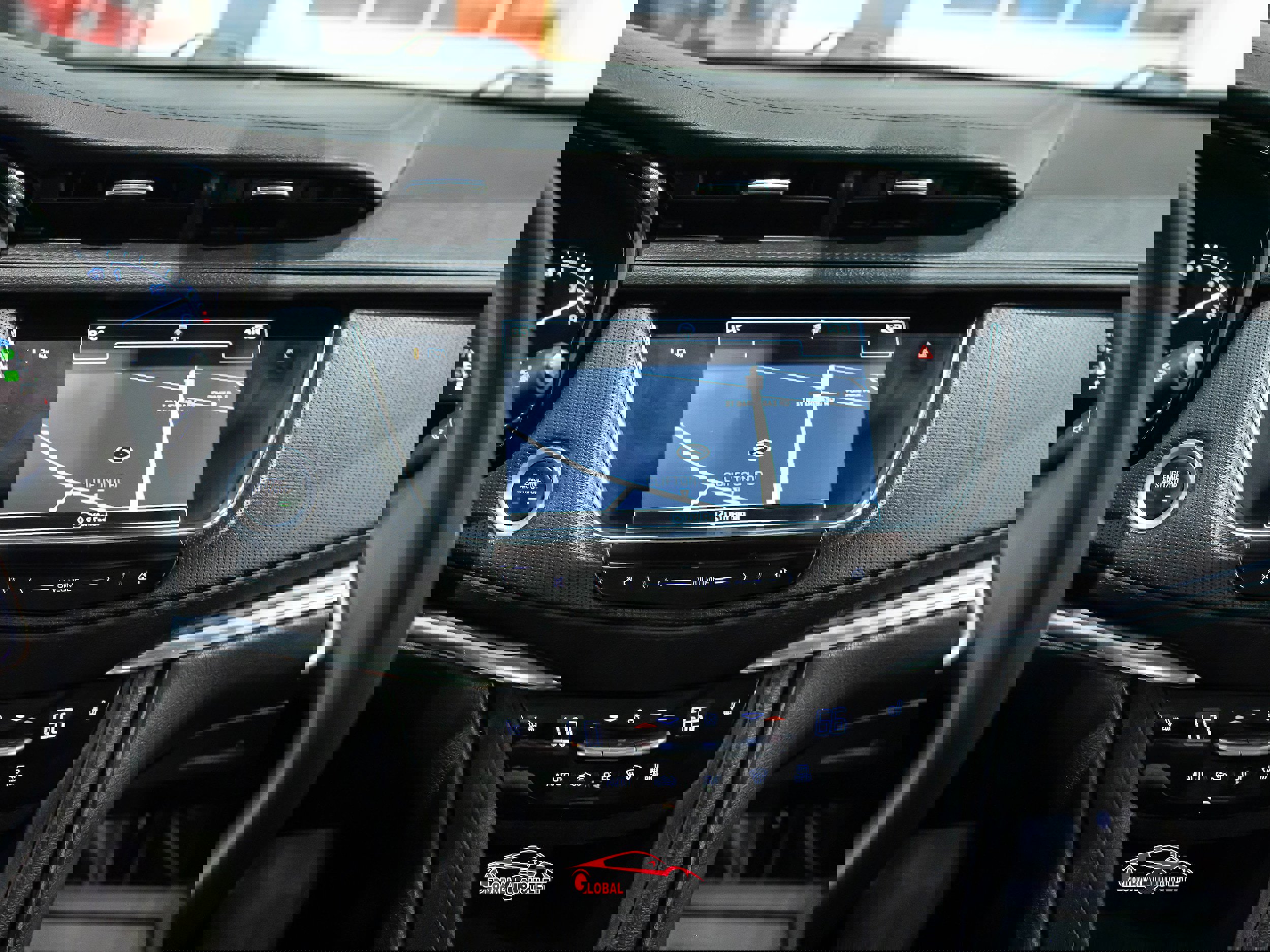 Used 2017 Cadillac XT5 Luxury image 29