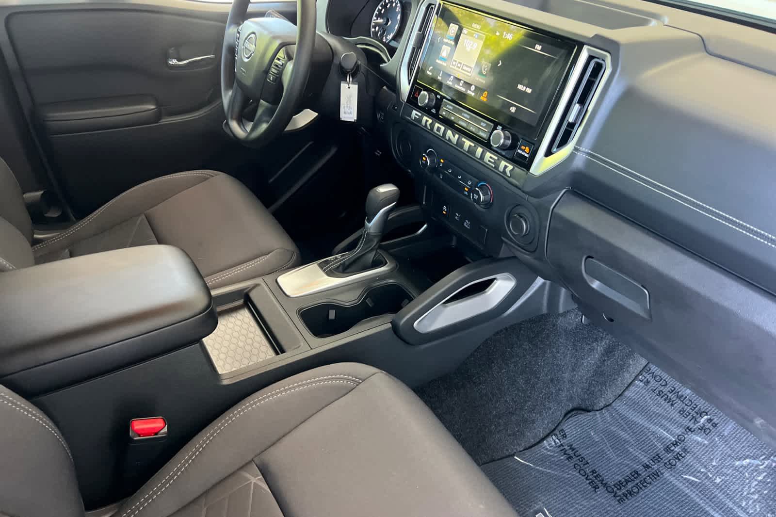 Used 2025 Nissan Frontier SV RWD image 15