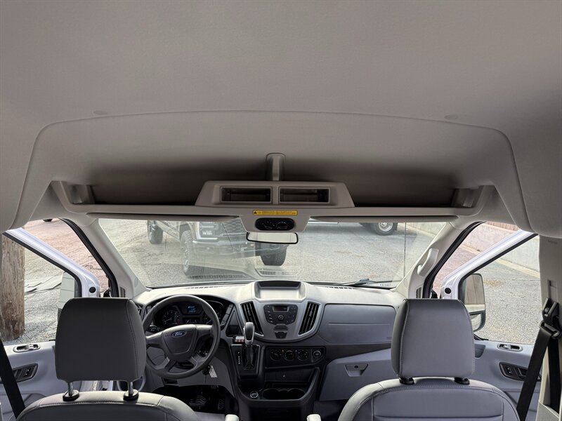 Used 2018 Ford Transit 150 XL RWD image 20