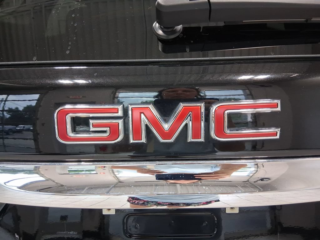 Used 2024 GMC Terrain SLE w/ Driver Convenience Package AWD/4WD image 33