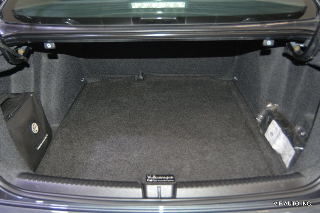 Used 2015 Volkswagen Jetta SE FWD image 33