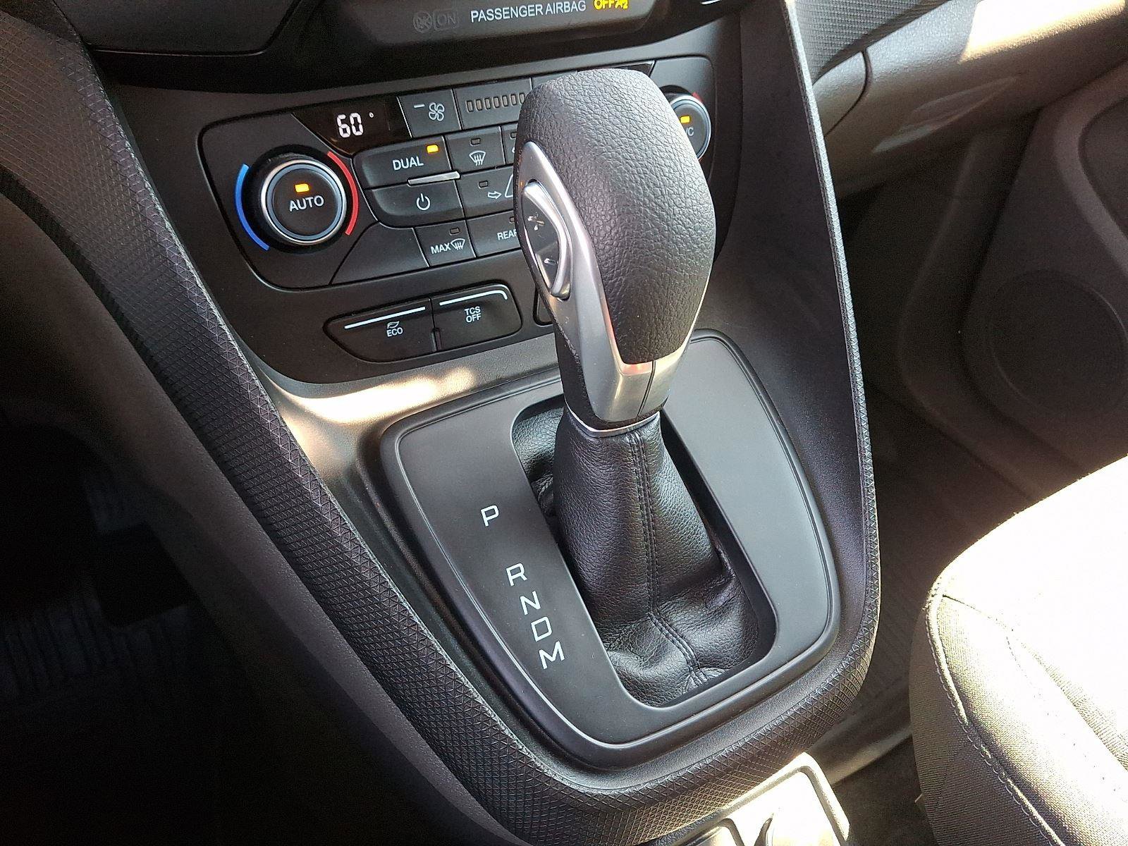 Used 2019 Ford Transit Connect XLT image 16