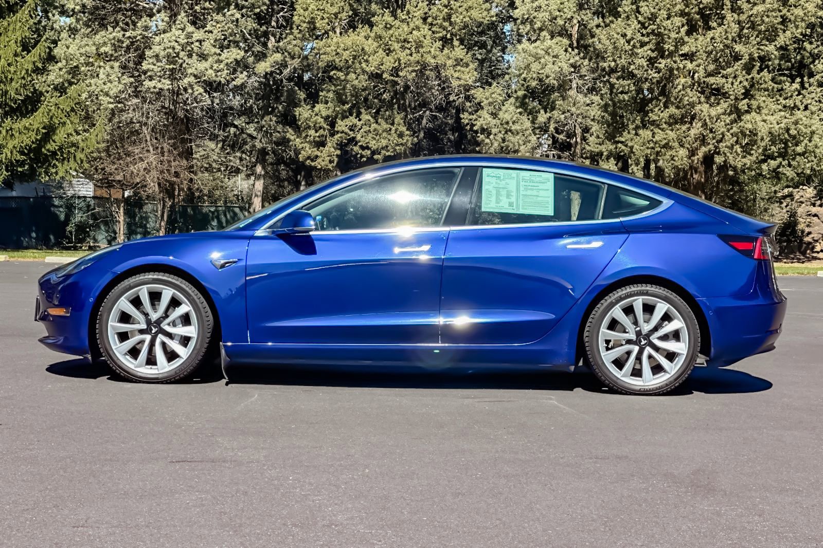 Used 2018 Tesla Model 3 Long Range image 8