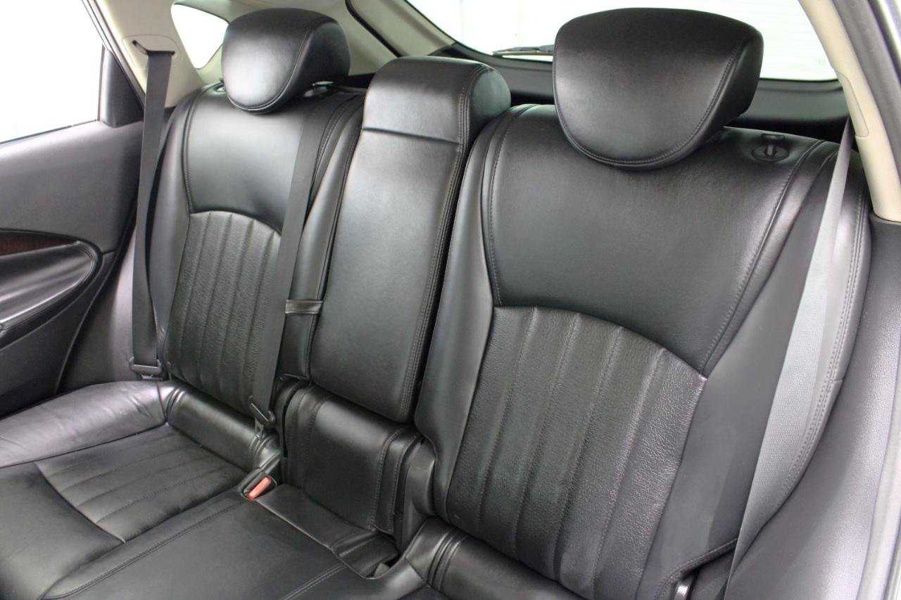 Used 2016 INFINITI QX50 AWD w/ Premium Plus Package image 37