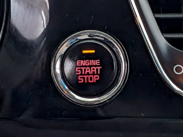 Used 2018 Kia Sedona SX Limited FWD image 23