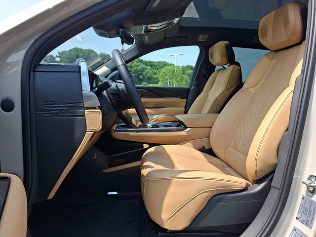 Certified 2026 Cadillac Escalade IQ Luxury 2 w/ LPO, Premium Carpet Package AWD/4WD image 13