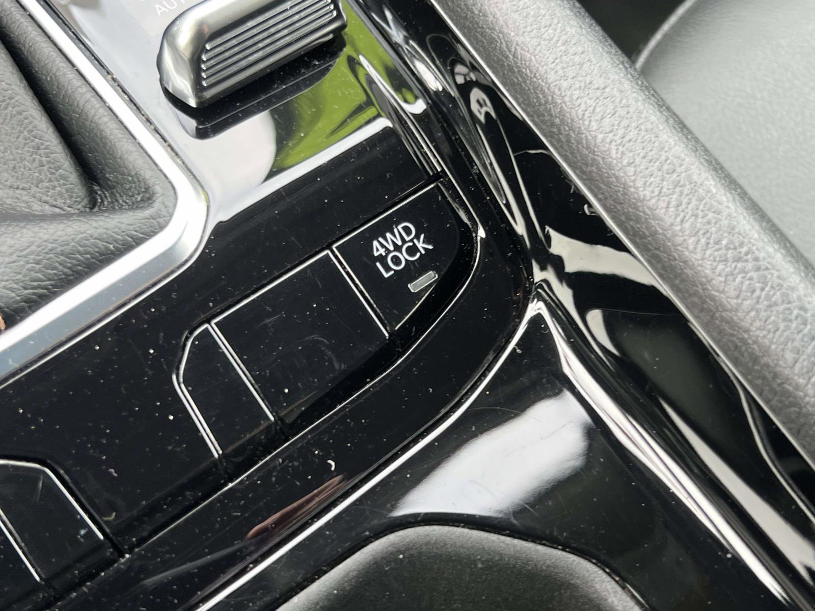 Used 2022 Jeep Compass Limited image 11