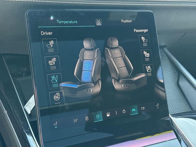Used 2025 Cadillac Escalade Sport image 39