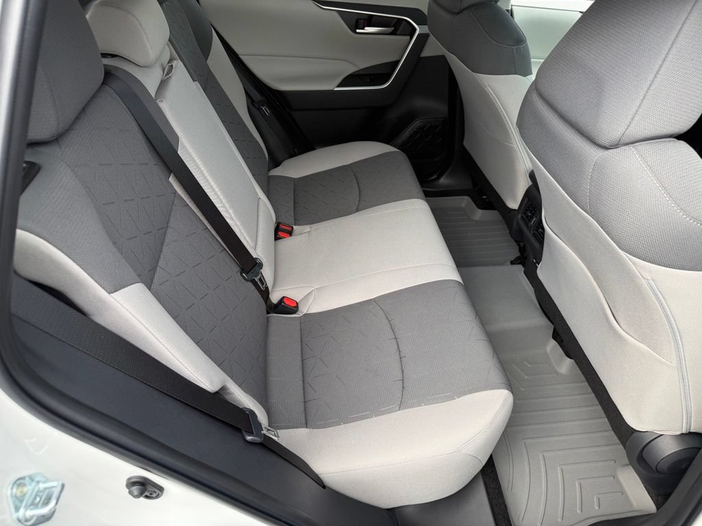 Certified 2025 Toyota RAV4 XLE AWD/4WD image 36