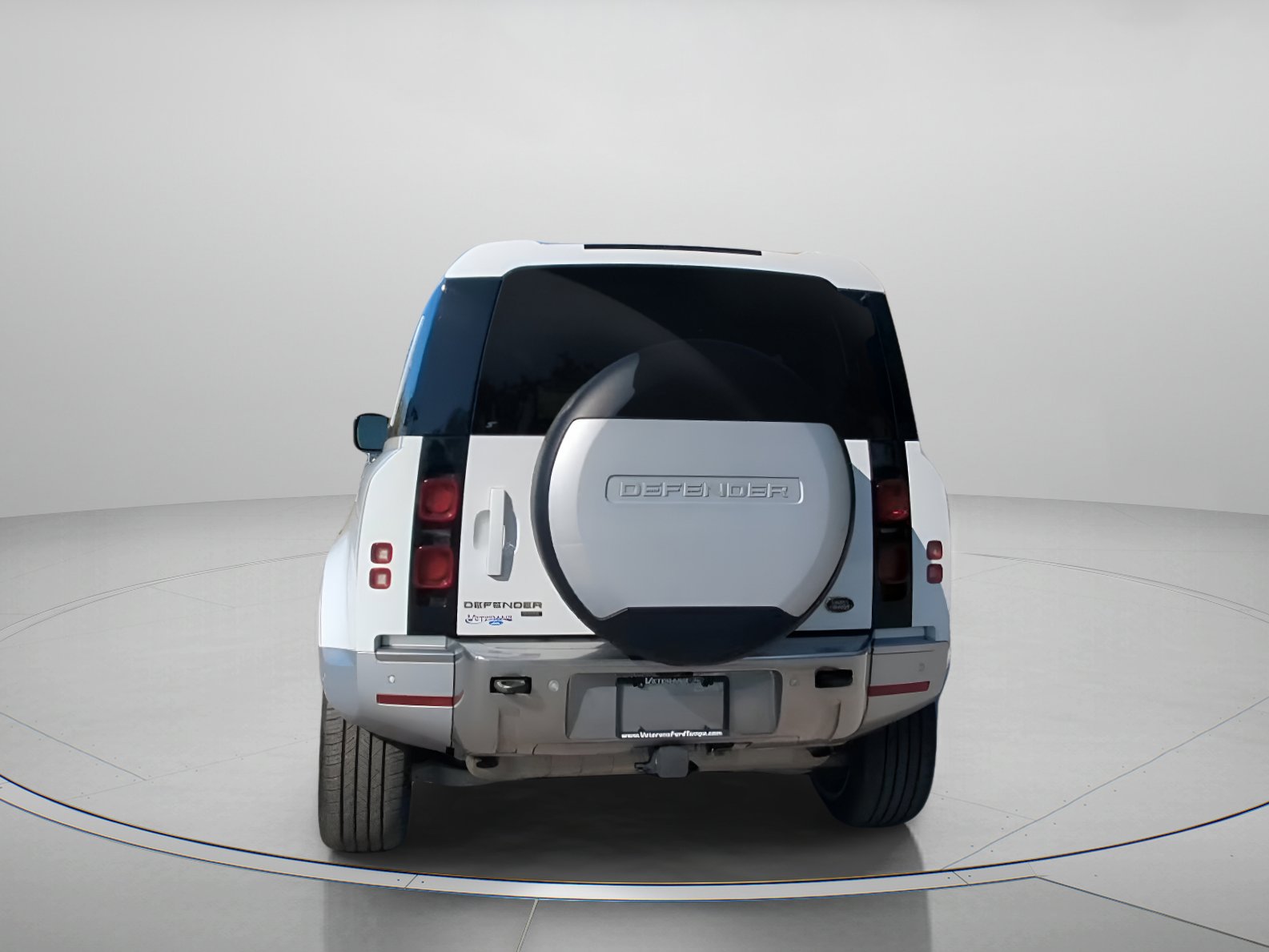 Used 2022 Land Rover Defender 110 SE image 23