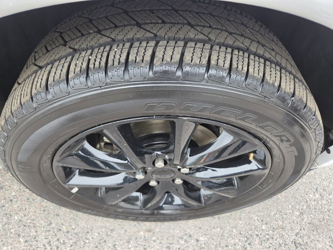 Used 2017 Dodge Durango GT w/ Blacktop Package AWD/4WD image 24