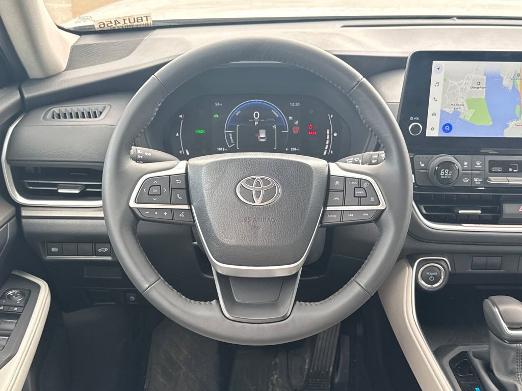 Used 2026 Toyota Grand Highlander XLE image 15