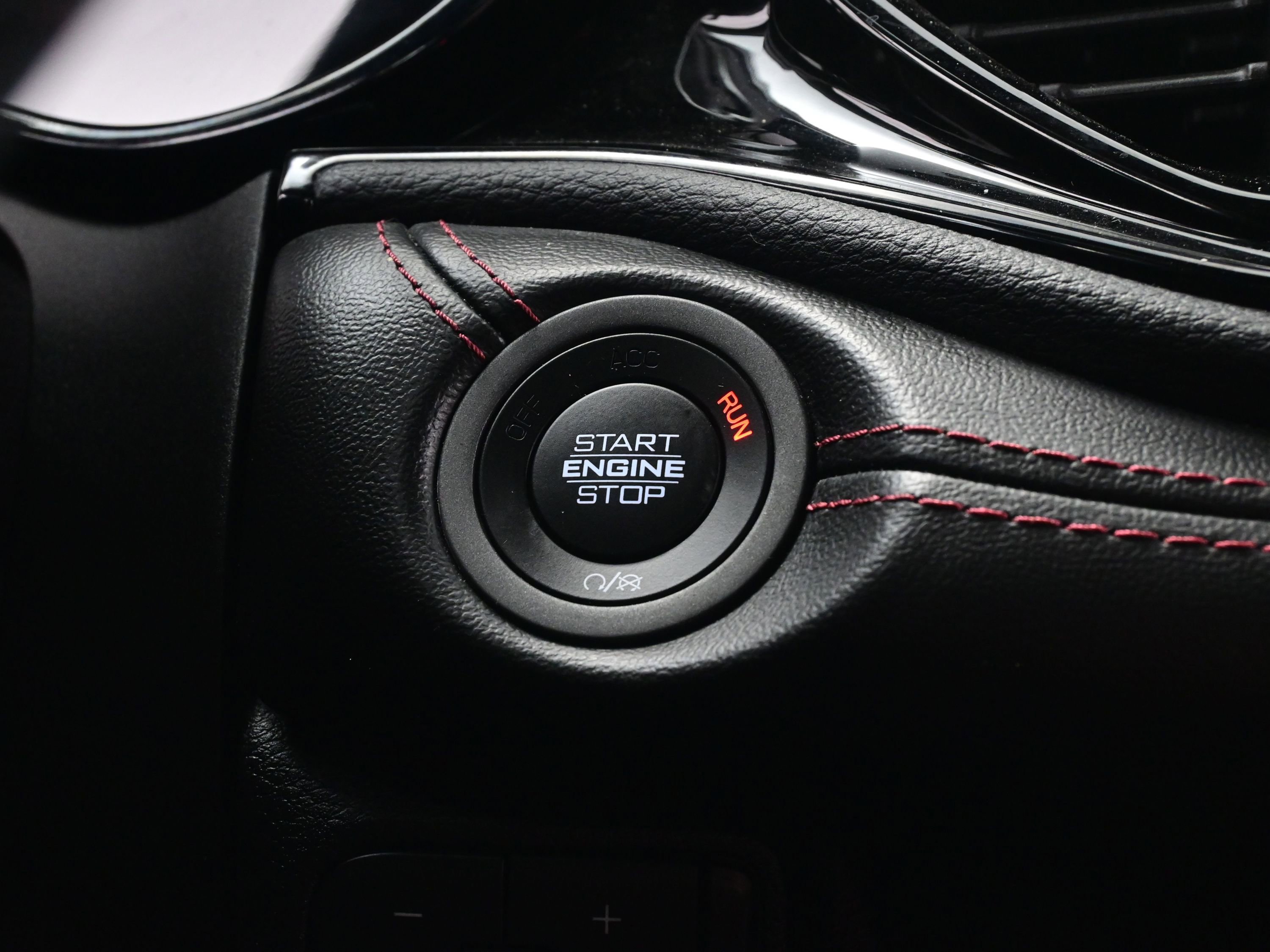 Used 2022 Dodge Durango R/T w/ Blacktop Package image 23