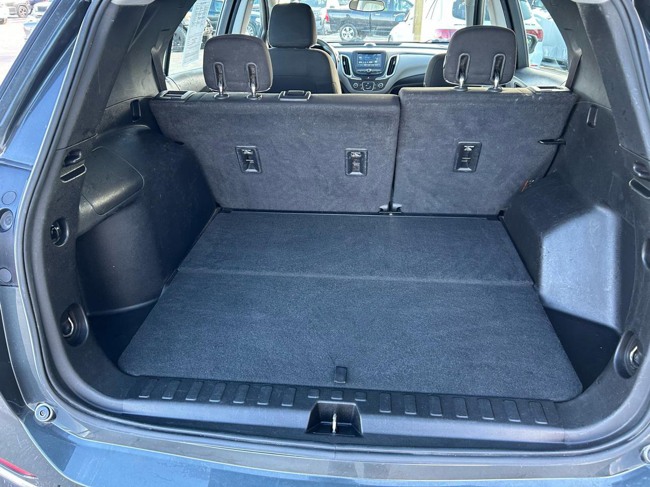 Used 2018 Chevrolet Equinox LS image 17