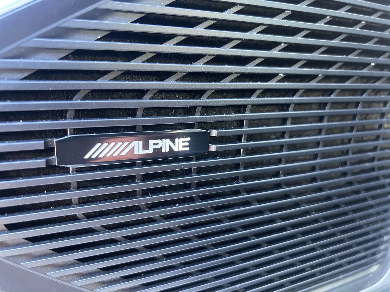 Used 2022 Jeep Wagoneer Series III w/ Flexible Seating Group image 12