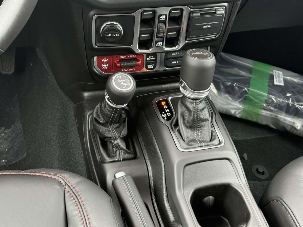 New 2026 Jeep Gladiator Rubicon AWD/4WD image 17